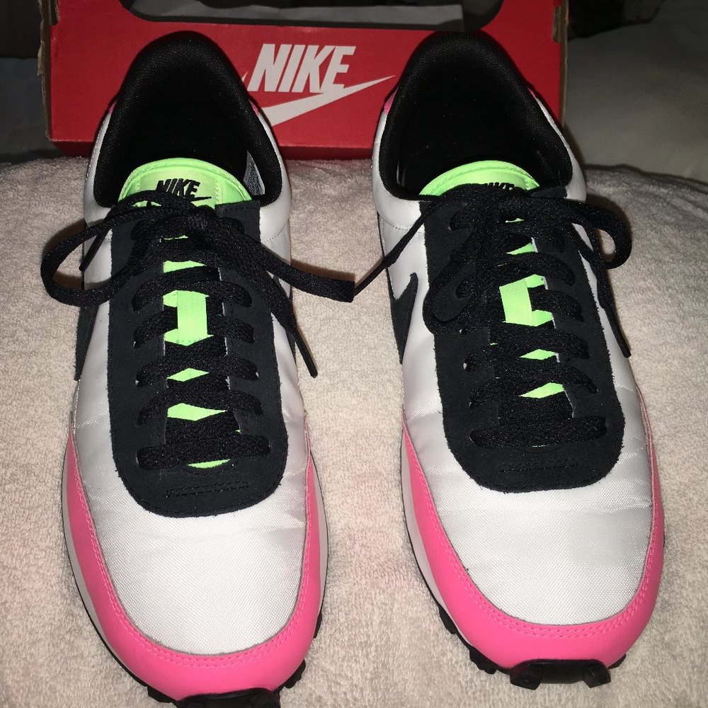 Nike Daybreak Retro   Size 8.5M   Orig. $95   Lightly Used